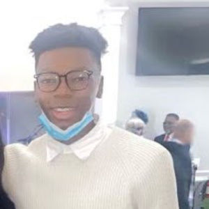 Meet your Posher, Larry